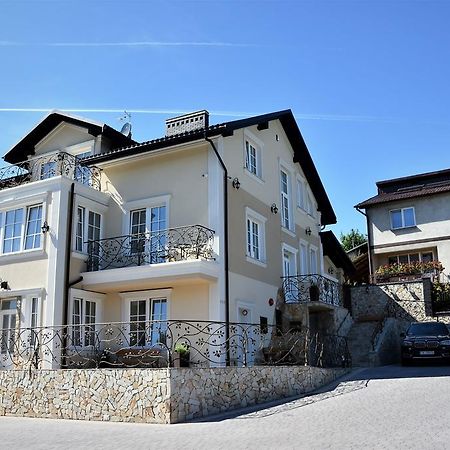 Willa Różana - Apartamenty i Pokoje Gościnne Sandomierz Zewnętrze zdjęcie