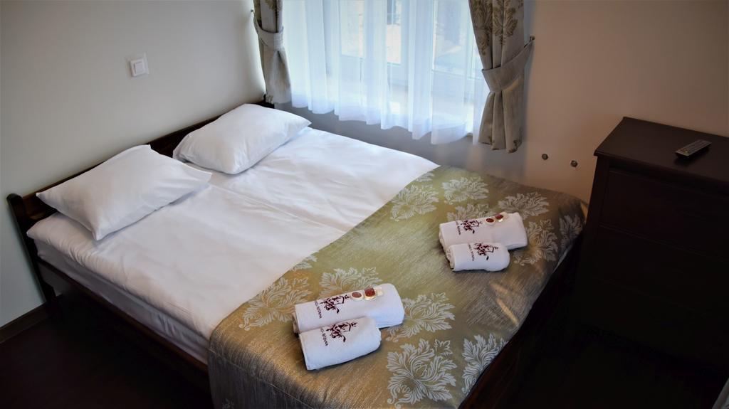 Willa Różana - Apartamenty i Pokoje Gościnne Sandomierz Zewnętrze zdjęcie