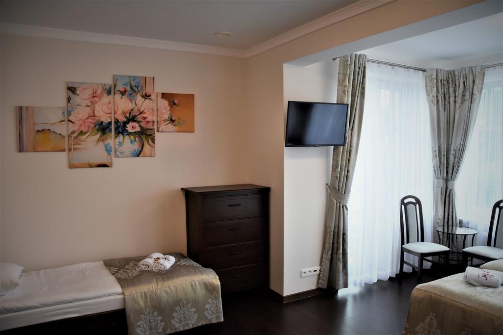 Willa Różana - Apartamenty i Pokoje Gościnne Sandomierz Zewnętrze zdjęcie